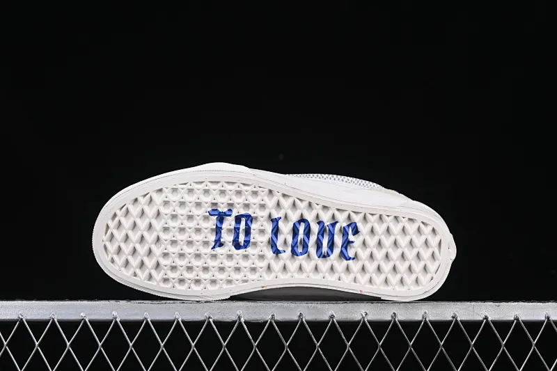 All categories Vans Vans series Vans Low Vans low-top Vans Classics Knu Skool Vr3 Vans official Year of the Snake limited bread shoes VN0009QCSNK